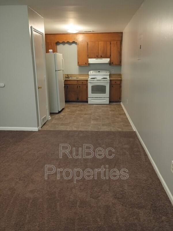 Apartment for rent at 408 S Weldon St, Gastonia, NC 28052
