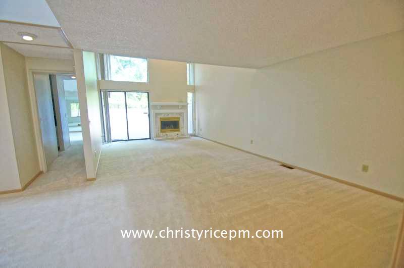 Townhouse for rent at 137 143rd Place NE #30, Bellevue, WA 98007