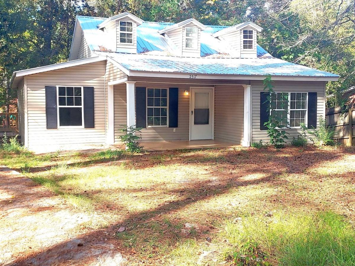 House for rent at 2517 30th Ave, Meridian, MS 39301