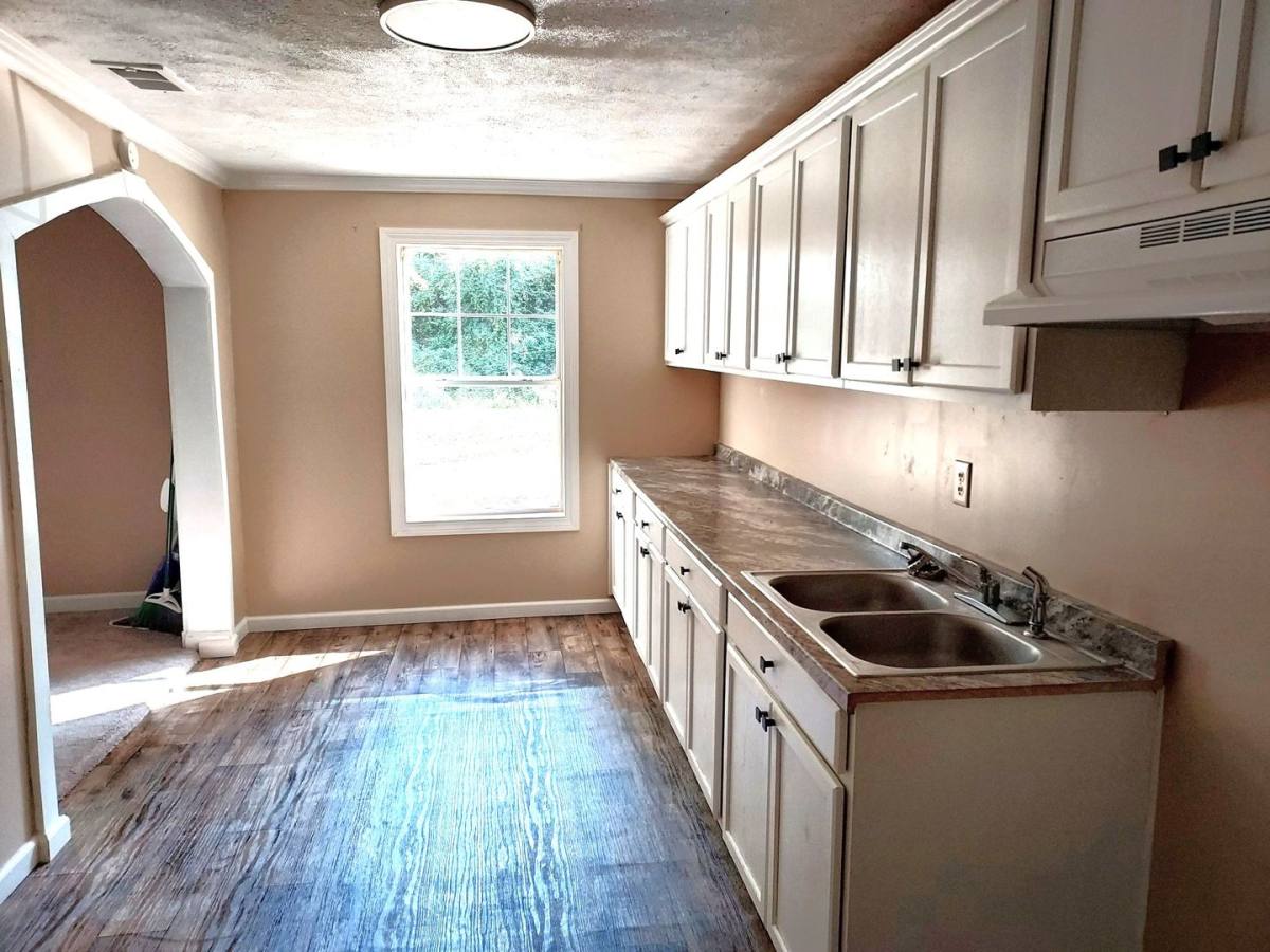 House for rent at 2517 30th Ave, Meridian, MS 39301