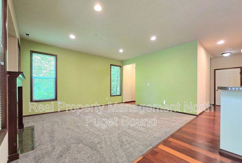 Townhouse for rent at 1145 215th Place SE, Bothell, WA 98021