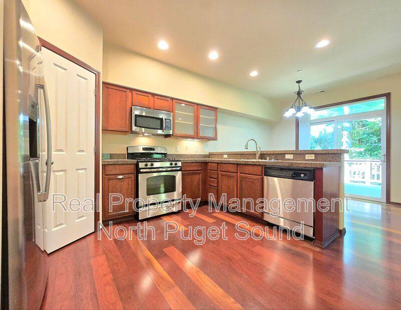 Townhouse for rent at 1145 215th Place SE, Bothell, WA 98021