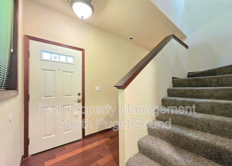 Townhouse for rent at 1145 215th Place SE, Bothell, WA 98021