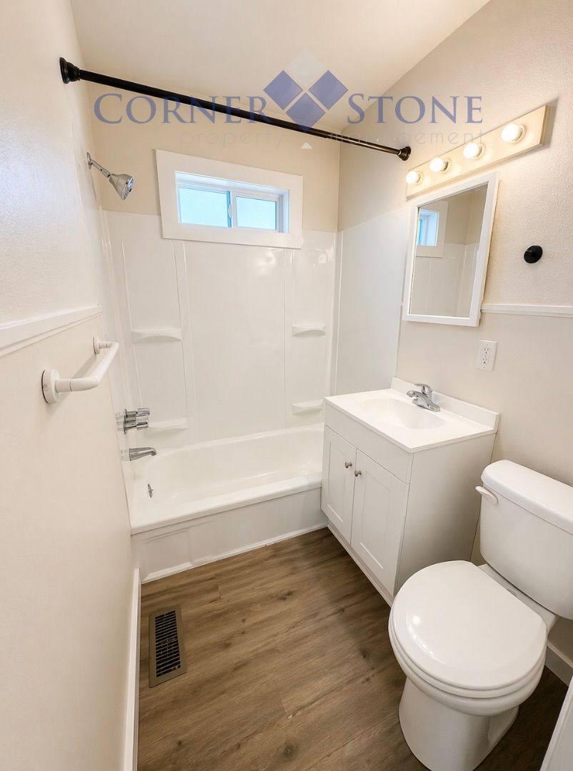 House for rent at 236 Shoshone Ave, Nampa, ID 83686
