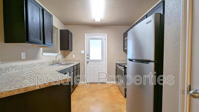 Apartment for rent at 1574 Brady Way, Belton, TX 76513