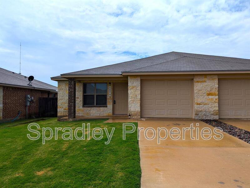 Apartment for rent at 1574 Brady Way, Belton, TX 76513
