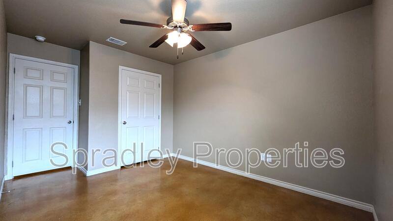 Apartment for rent at 1574 Brady Way, Belton, TX 76513