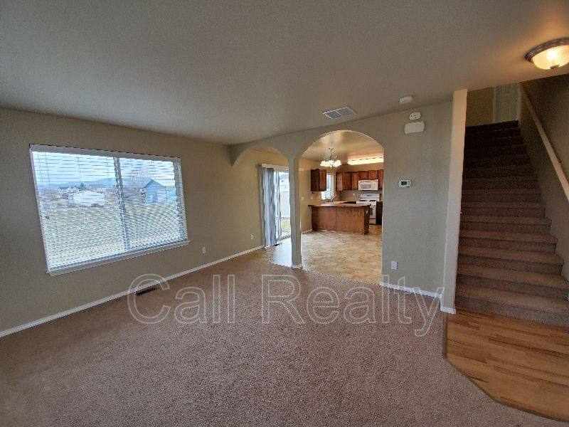 House for rent at 1814 N Arcade, Greenacres, WA 99016