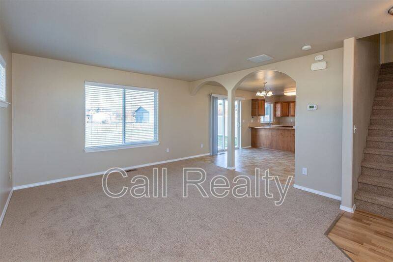 House for rent at 1814 N Arcade, Greenacres, WA 99016