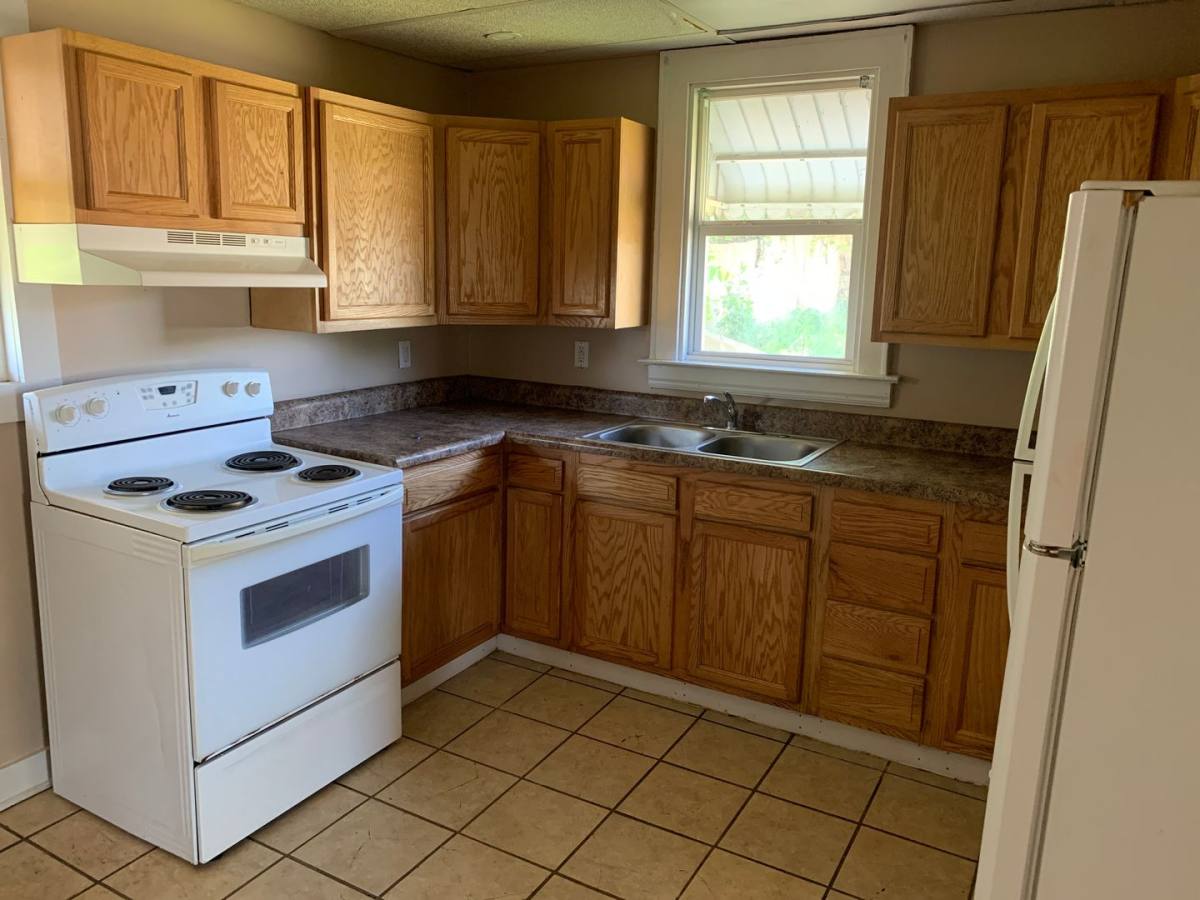 House for rent at 1237 Lynn St, Parkersburg, WV 26101