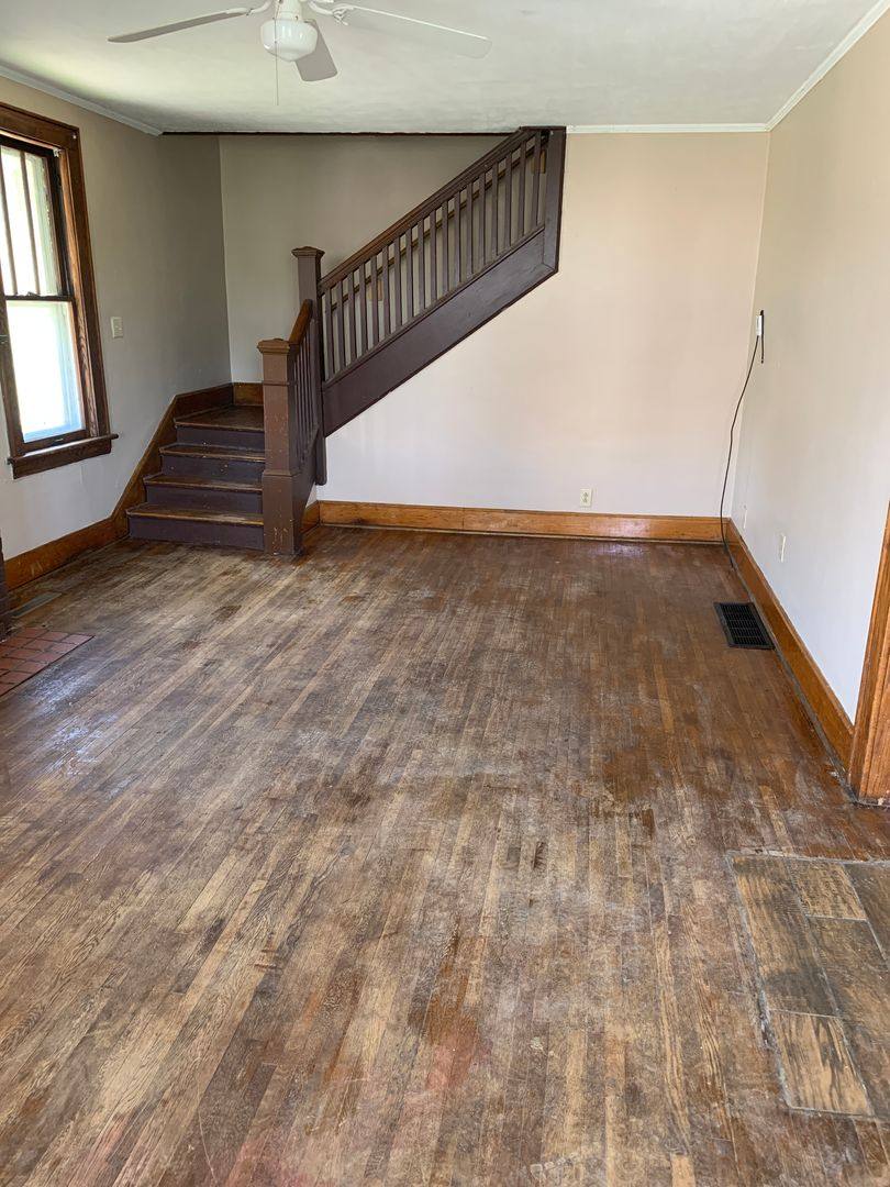 House for rent at 1237 Lynn St, Parkersburg, WV 26101