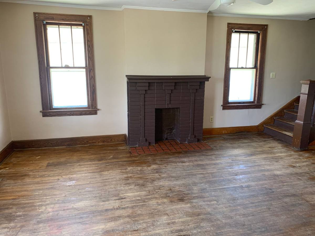 House for rent at 1237 Lynn St, Parkersburg, WV 26101