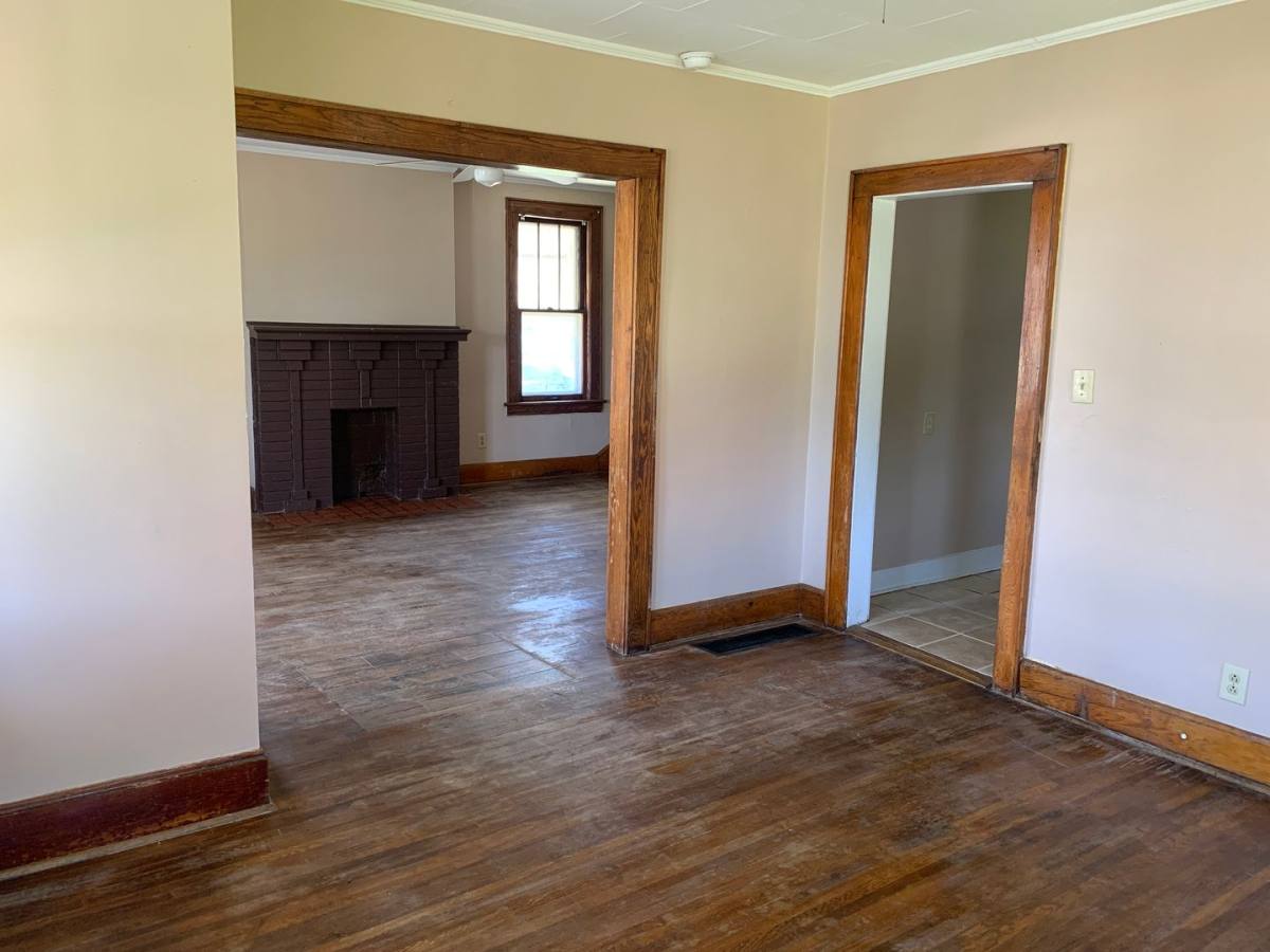 House for rent at 1237 Lynn St, Parkersburg, WV 26101