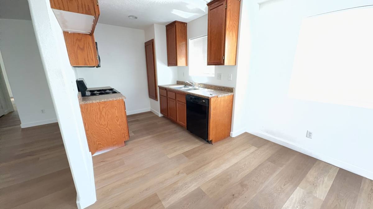 Apartment for rent at 209 E Grace St, Barstow, CA 92311