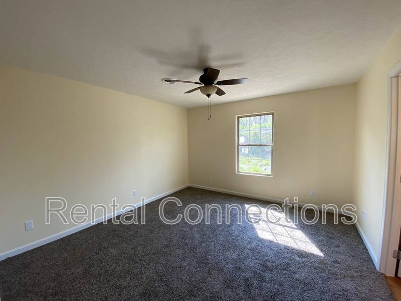House for rent at 1815 Bridge St, Marion, IL 62959
