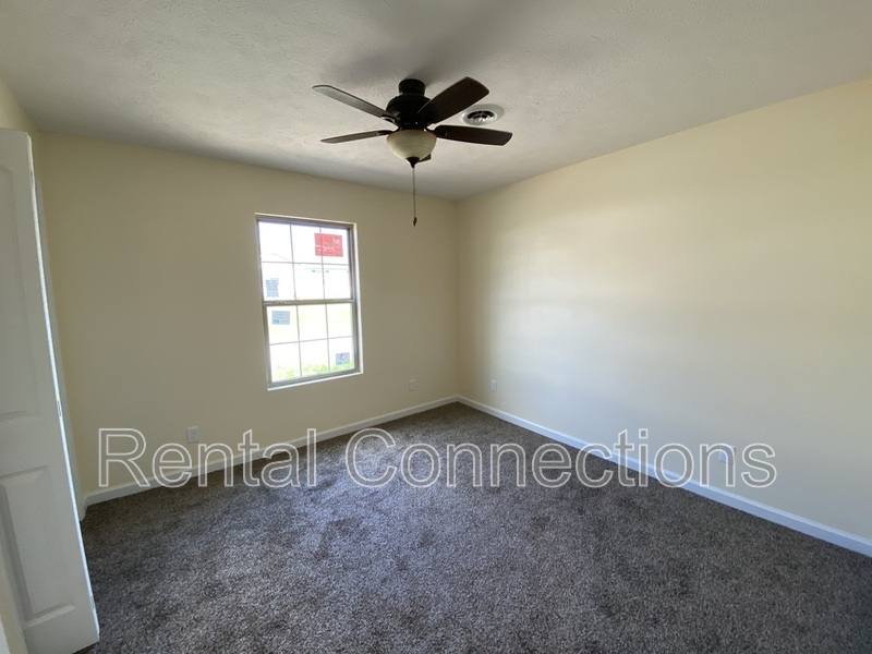 House for rent at 1815 Bridge St, Marion, IL 62959