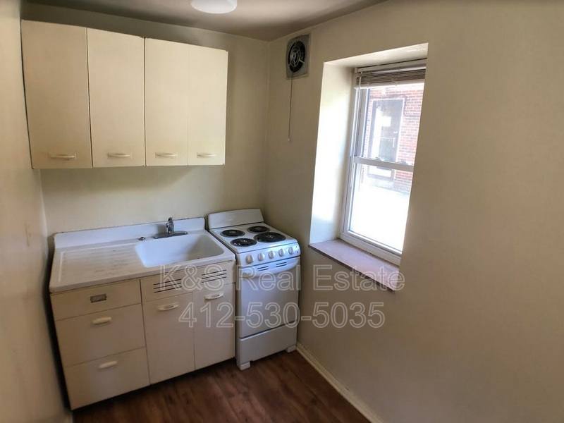Apartment for rent at 115 Mount Lebanon Blvd #1, Pittsburgh, PA 15228