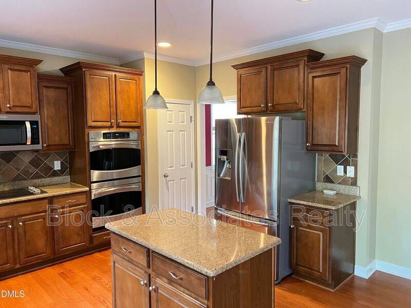 House for rent at 936 Bentbury Way, Cary, NC 27518