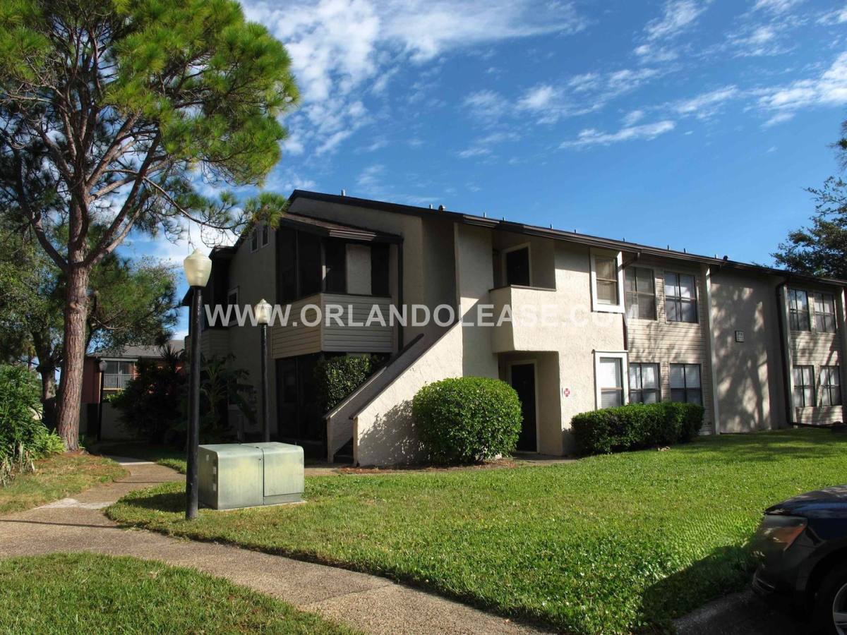 Condo for rent at 2918 Antique Oaks Circle, Winter Park, FL 32792