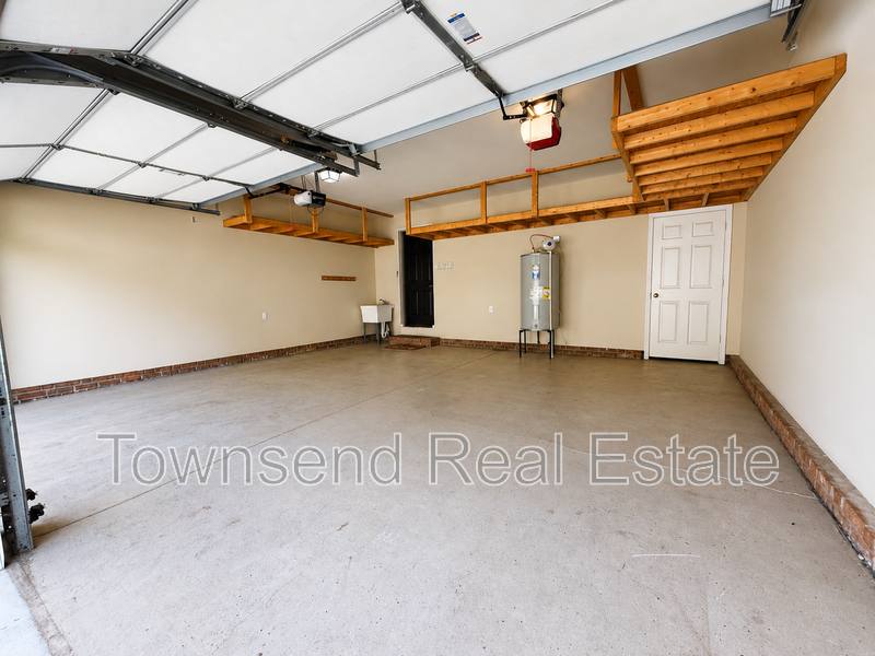 House for rent at 2937 Delaware Dr, Fayetteville, NC 28304