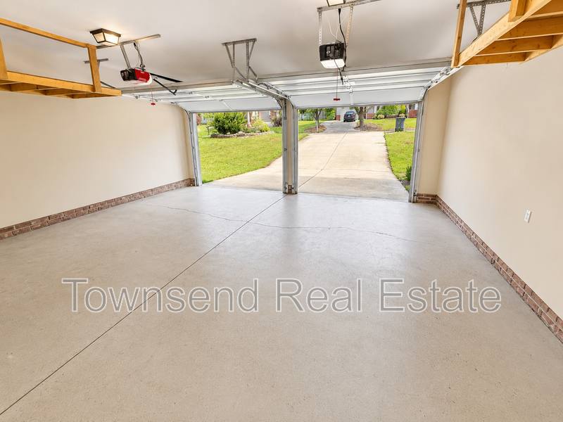 House for rent at 2937 Delaware Dr, Fayetteville, NC 28304