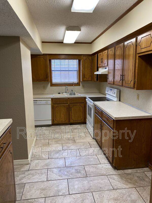 Apartment for rent at 3616 Skyline Blvd, Texarkana, TX 75503