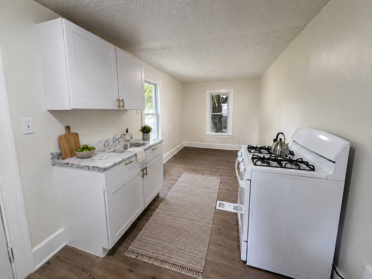 House for rent at 875 Harrison Ave, Akron, OH 44314