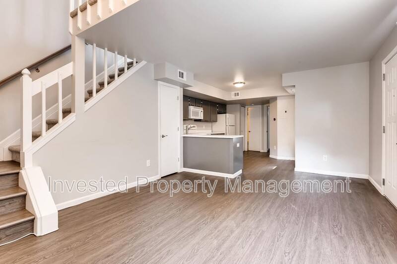 Apartment for rent at 909 S Dawson Way #13, Aurora, CO 80012