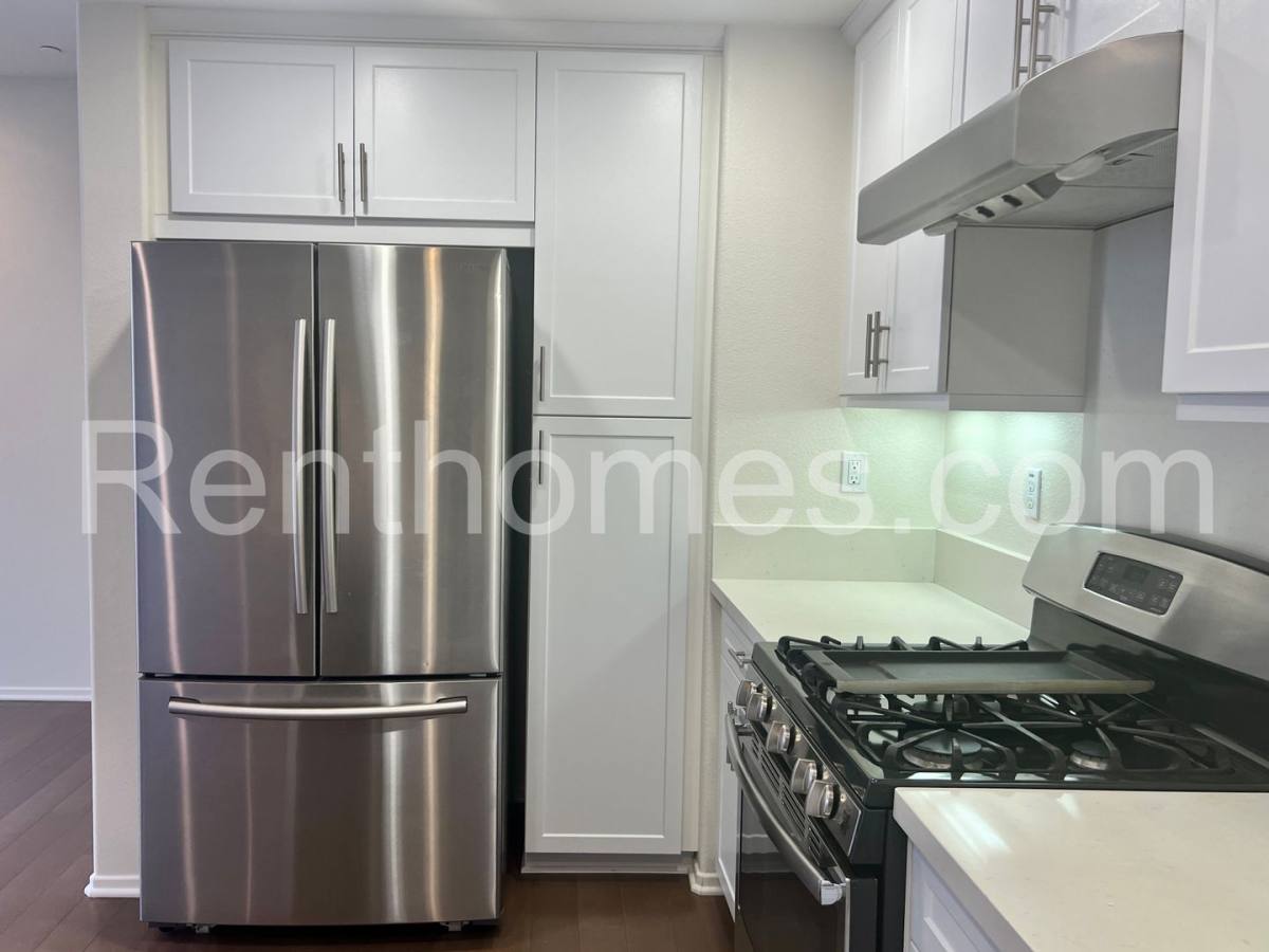 Townhouse for rent at 8862 Promenade N Place, San Diego, CA 92123