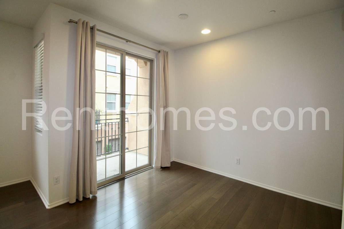 Townhouse for rent at 8862 Promenade N Place, San Diego, CA 92123