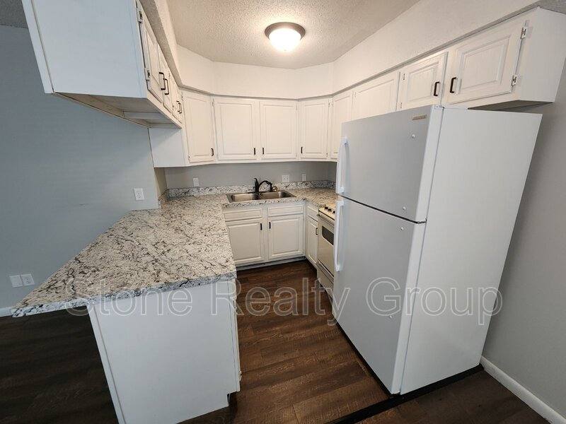 Apartment for rent at 245 N Kibby St #23, Clinton, IN 47842