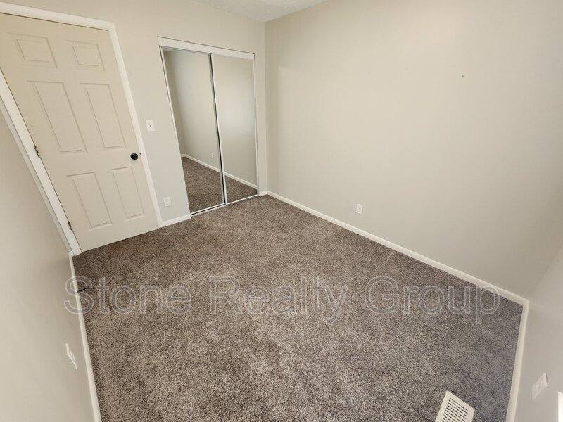 Apartment for rent at 245 N Kibby St #23, Clinton, IN 47842