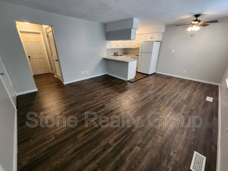 Apartment for rent at 245 N Kibby St #23, Clinton, IN 47842