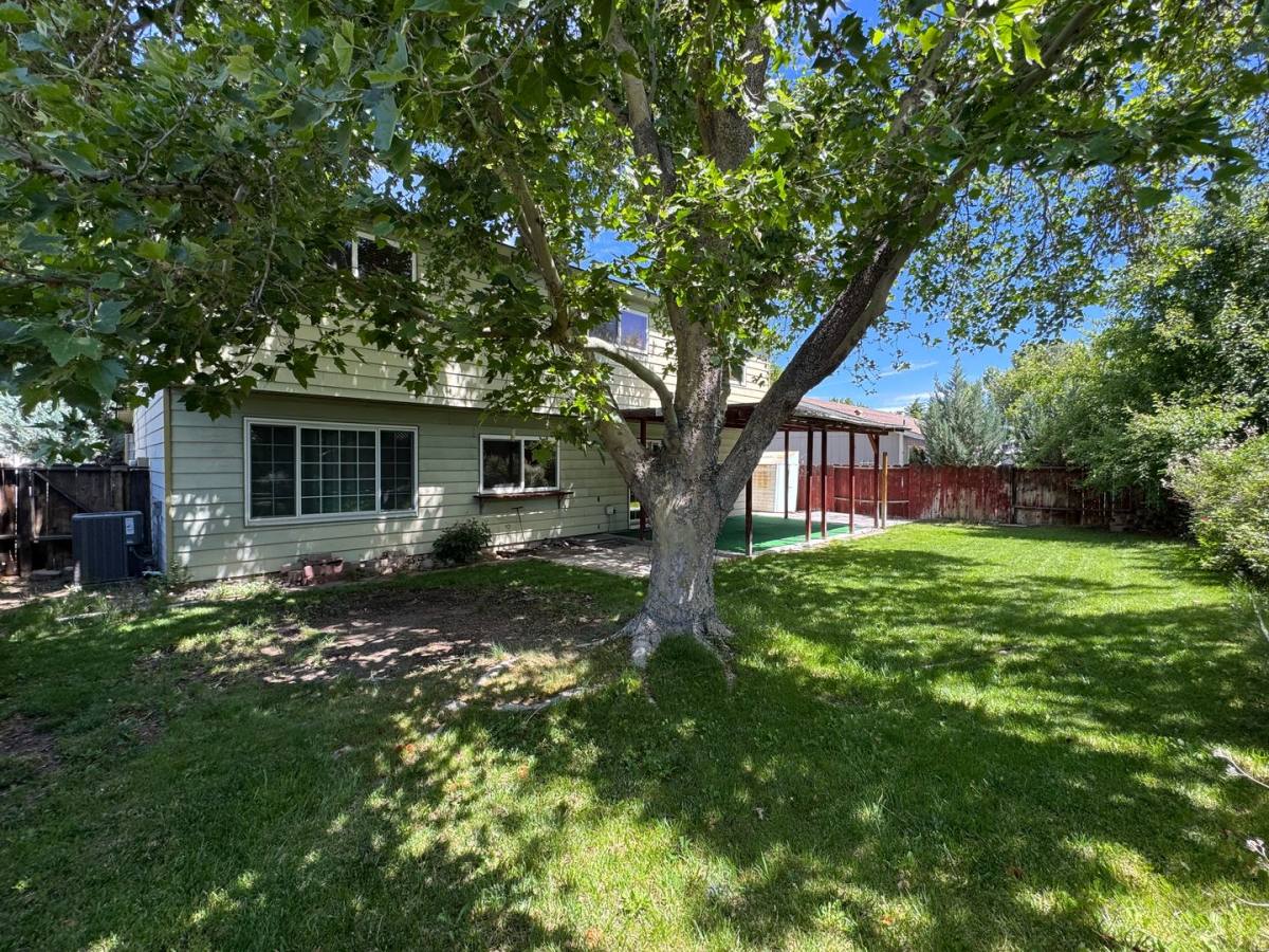 House for rent at 1053 Glen Molly Dr, Sparks, NV 89434