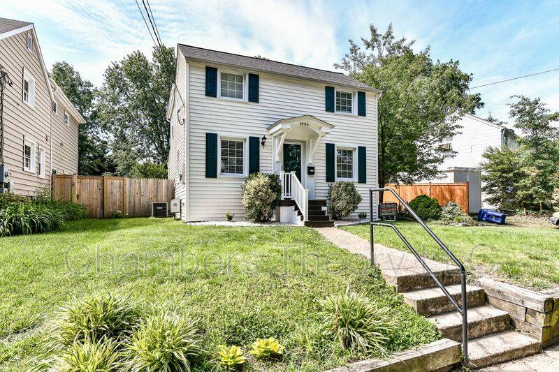 House for rent at 1033 S Edison St, Arlington, VA 22204