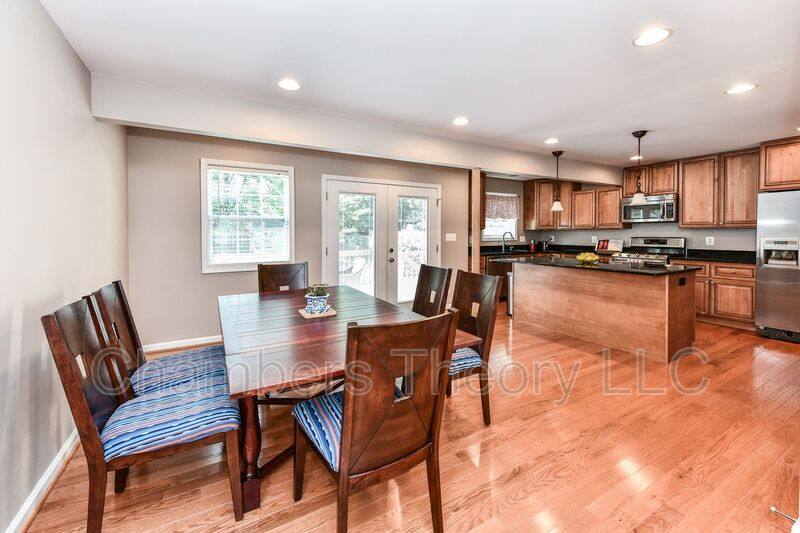 House for rent at 1033 S Edison St, Arlington, VA 22204