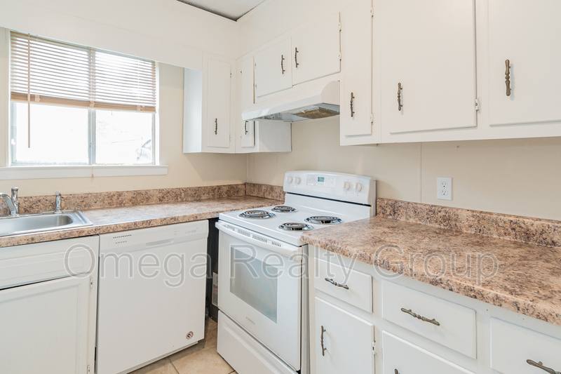 Apartment for rent at 1600 14th Ave E #29, Jasper, AL 35501