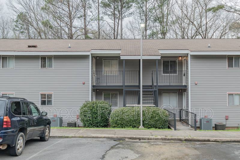 Apartment for rent at 1600 14th Ave E #29, Jasper, AL 35501