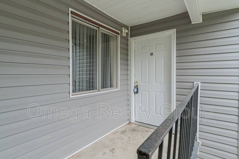 Apartment for rent at 1604 14th Ave E #10, Jasper, AL 35501