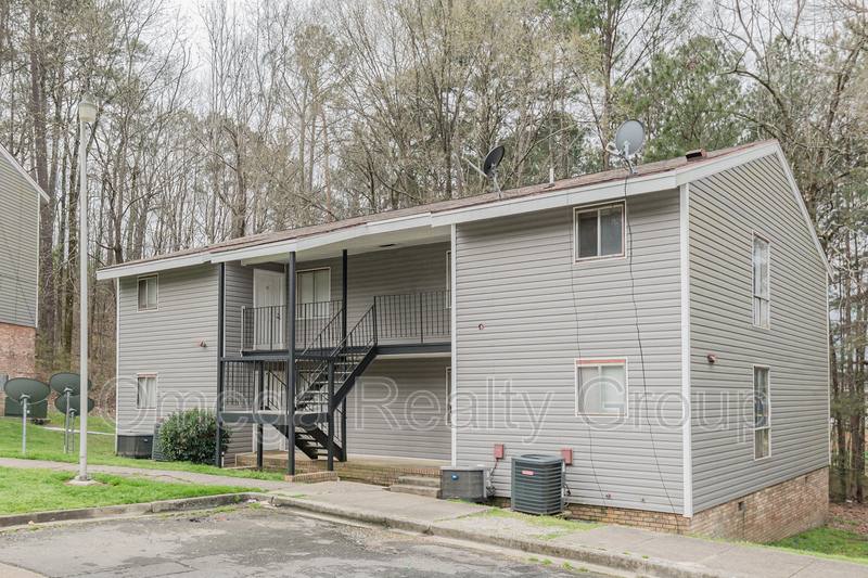 Apartment for rent at 1604 14th Ave E #10, Jasper, AL 35501