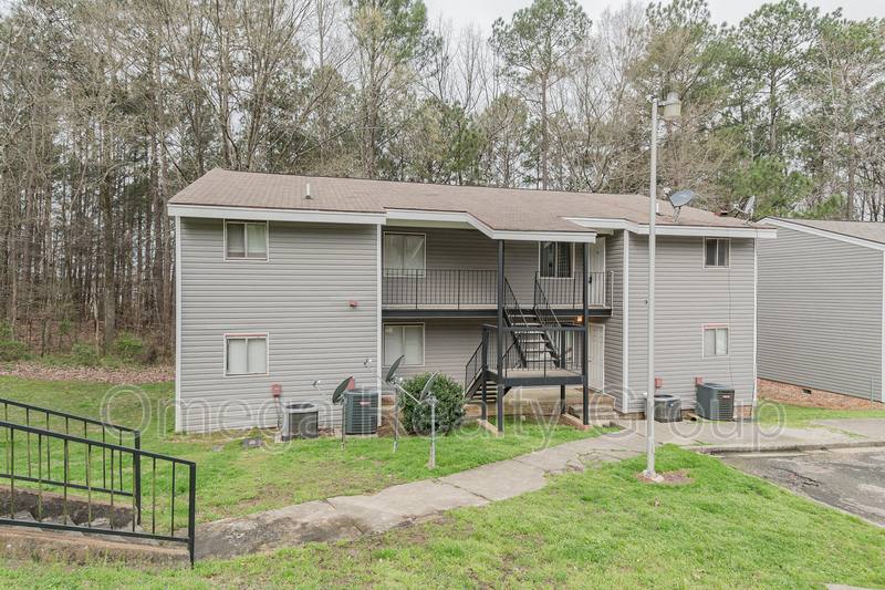 Apartment for rent at 1604 14th Ave E #10, Jasper, AL 35501