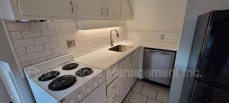 Apartment for rent at 94 N Winooski Ave #4, Burlington, VT 05401
