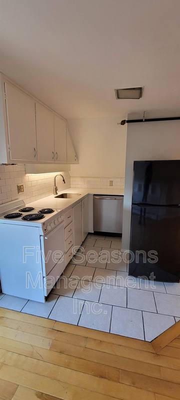 Apartment for rent at 94 N Winooski Ave #4, Burlington, VT 05401