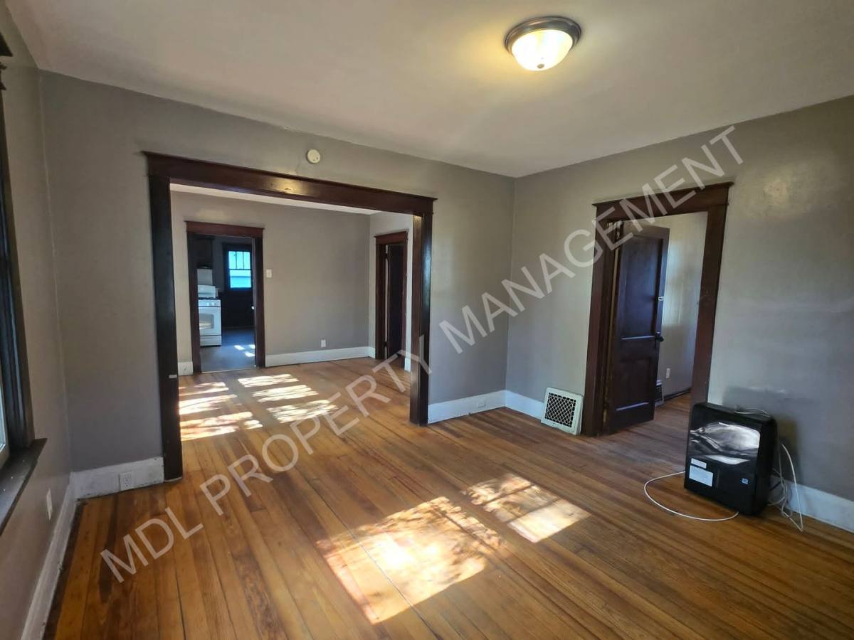 House for rent at 1715 Green St, Saginaw, MI 48602