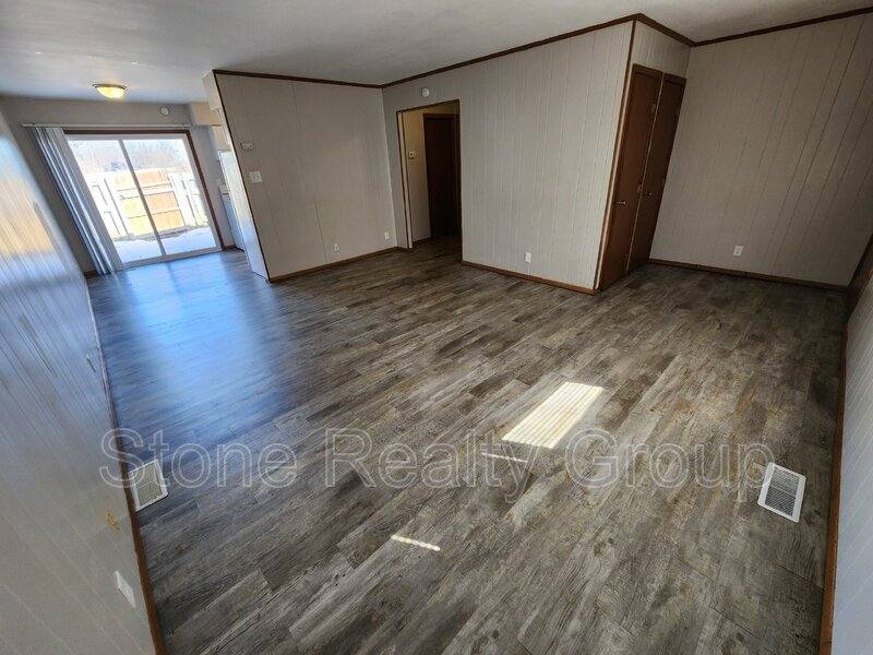 Apartment for rent at 676 Delaware Ave #24, Terre Haute, IN 47804