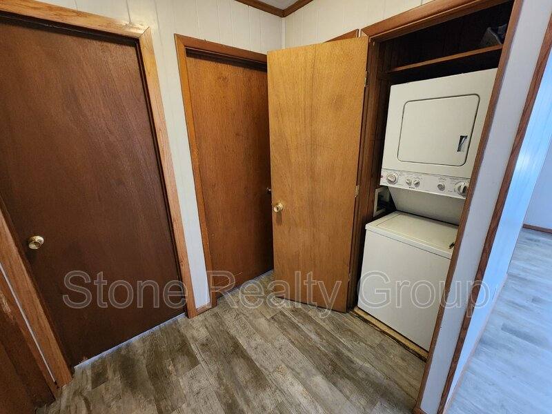 Apartment for rent at 676 Delaware Ave #24, Terre Haute, IN 47804