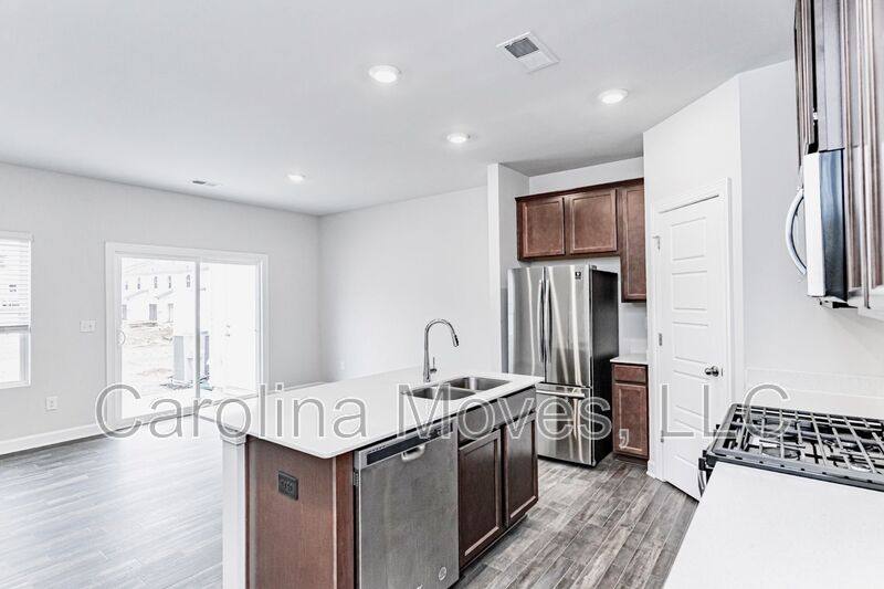 Townhouse for rent at 225 Telford Dr, Greenville, SC 29617
