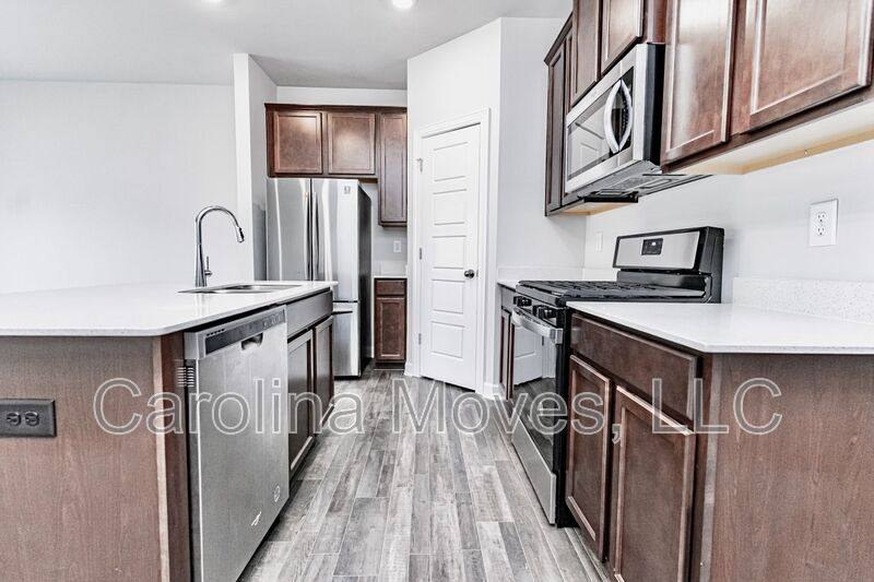 Townhouse for rent at 225 Telford Dr, Greenville, SC 29617
