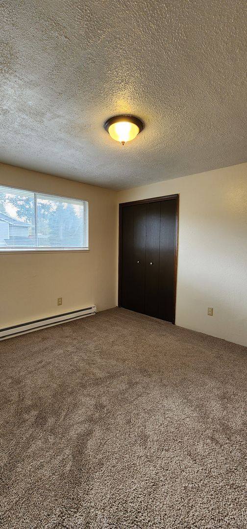 Apartment for rent at 445 SW Elm Rd, Estacada, OR 97023