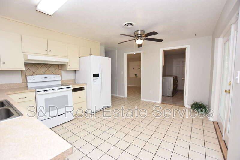 House for rent at 1424 Phyllis St, Lakeland, FL 33803